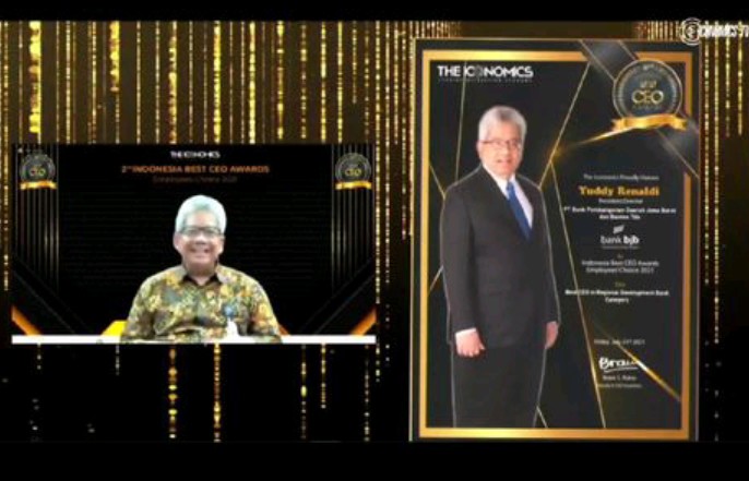 Direktur BJB Raih Penghargaan CEO Terbaik BPD se Indonesia