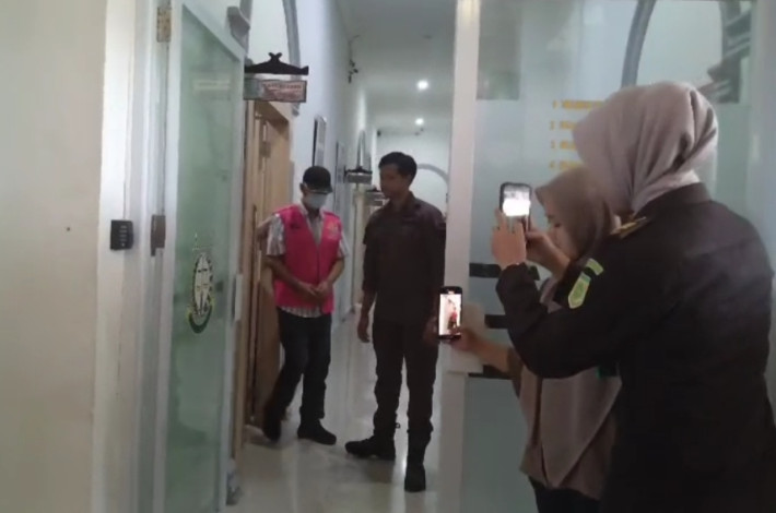 Tersandung Proyek SMPN 4 Panipahan, Kadisdik Rohil Resmi Ditahan Kejari