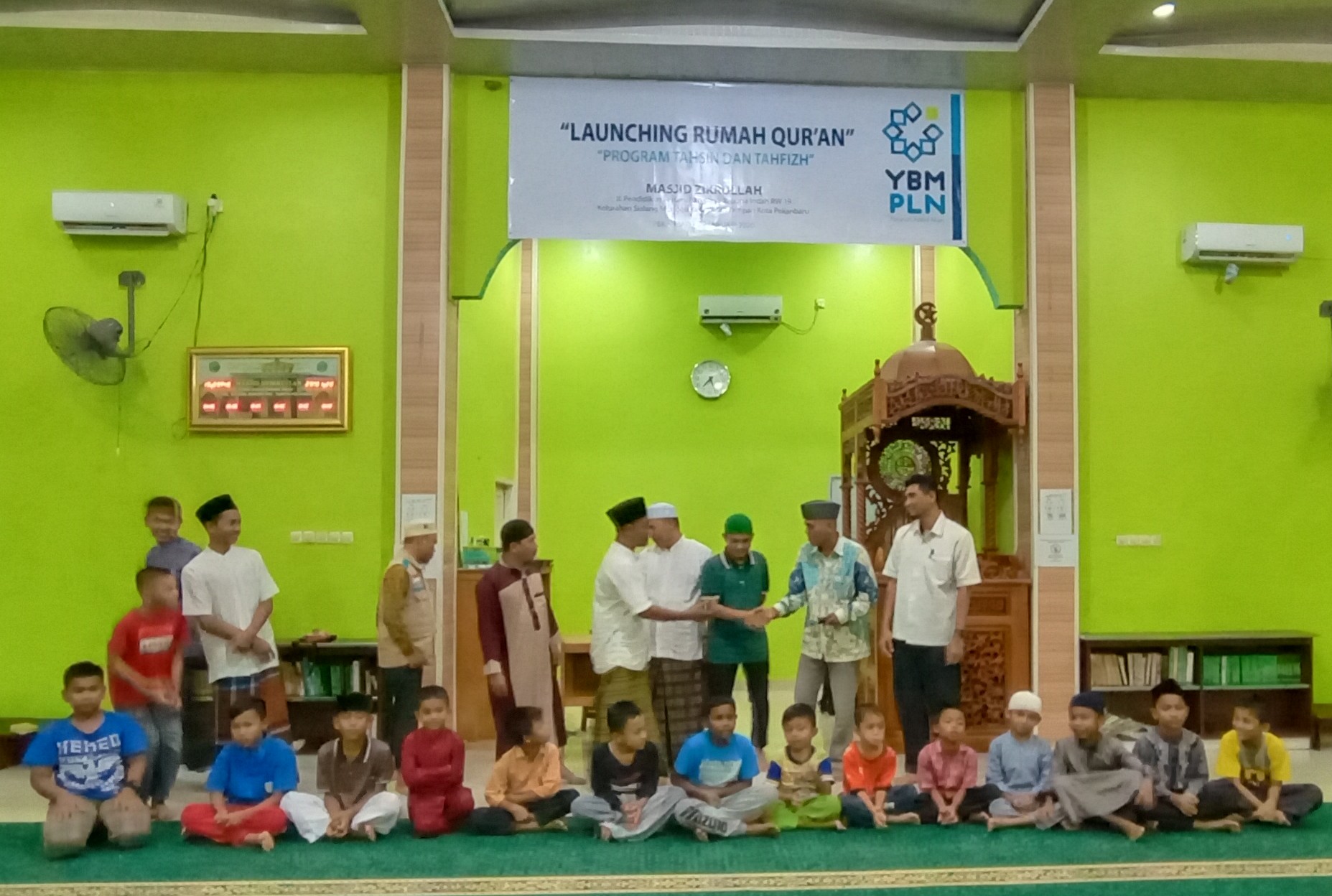 Rumah Quran Masjid Dzikrullah Gandeng YBM PLN UIP Sumbagteng, Luncurkan Program Maghrib Mengaji