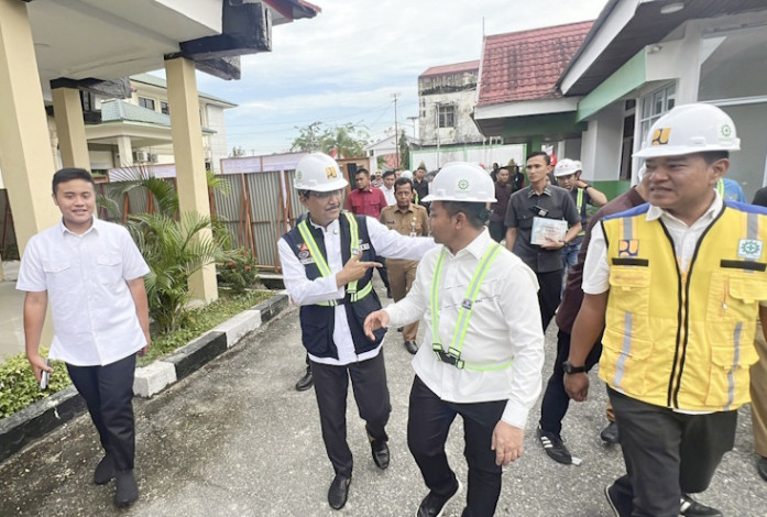 Didampingi Gubri, Mensos Tinjau Gedung Sekolah Rakyat SMP dan SMA di Pekanbaru