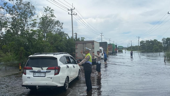 Jalintim KM 83 Pelalawan Banjir Lagi