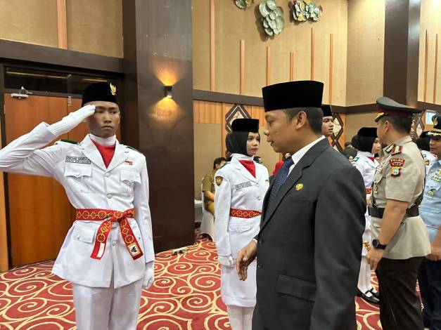 Pj Walikota Kukuhkan 40 Paskibraka Pekanbaru