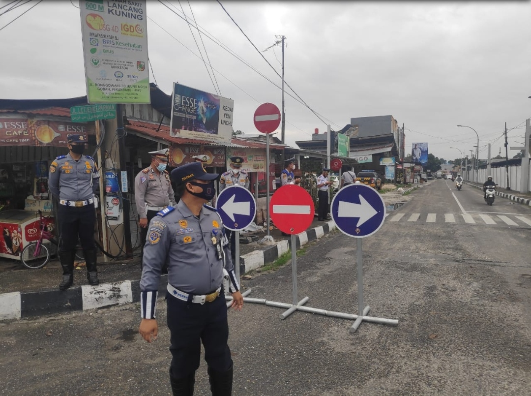 Mulai Pukul 06.00-18.00 WIB, Jalan Letjend S Parman Pekanbaru Berlakukan Satu Arah