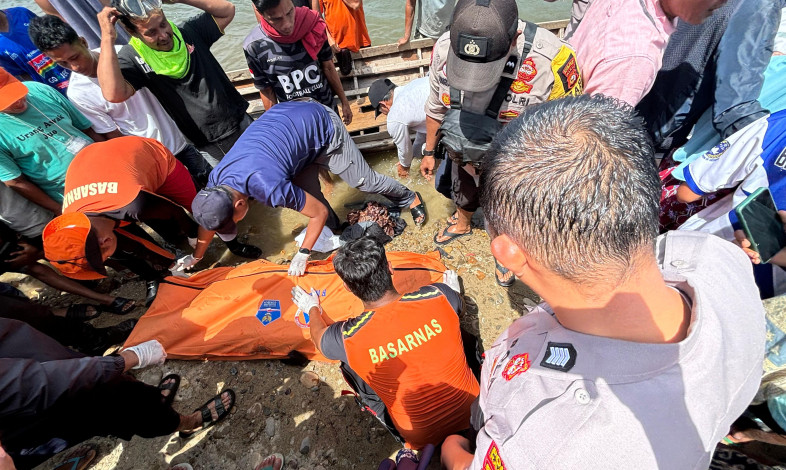 Terpeleset Saat Memancing, Warga Bengkalis Tewas di Sungai Kampar