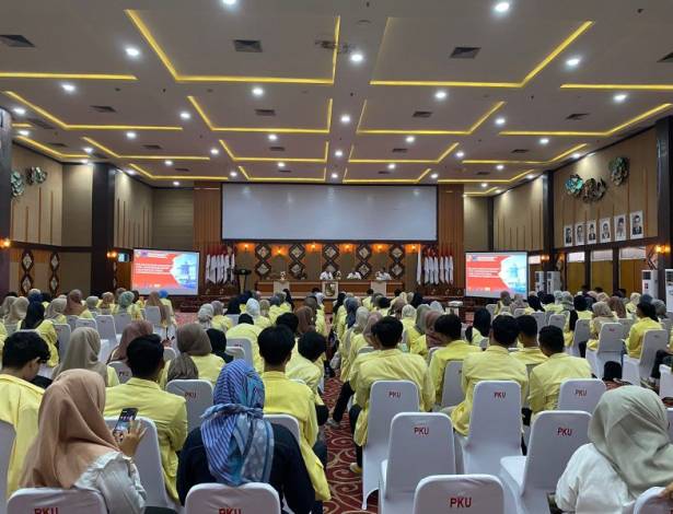 Ratusan Mahasiswa Universitas Negeri Padang KKL di Pekanbaru
