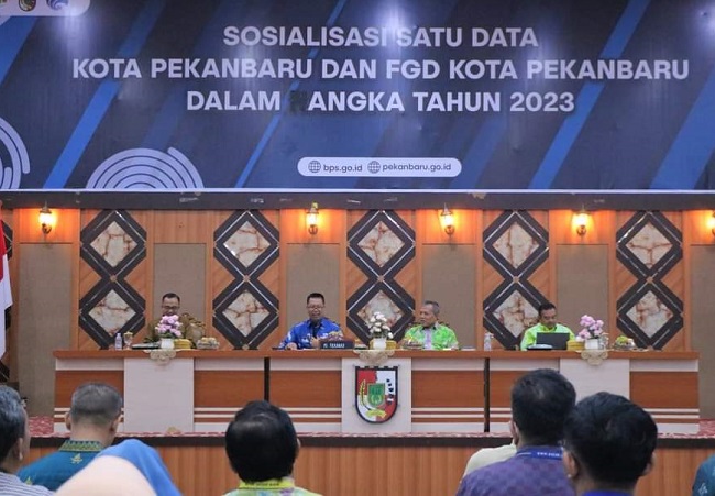 Dipimpin Pj Sekdako, Kepala BPKAD Pekanbaru Hadiri Sosialisasi Satu Data dan FGD Tahun 2023