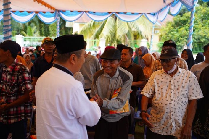 Cagubri Syamsuar Janjikan WiFi Gratis untuk Seluruh Desa di Rohil