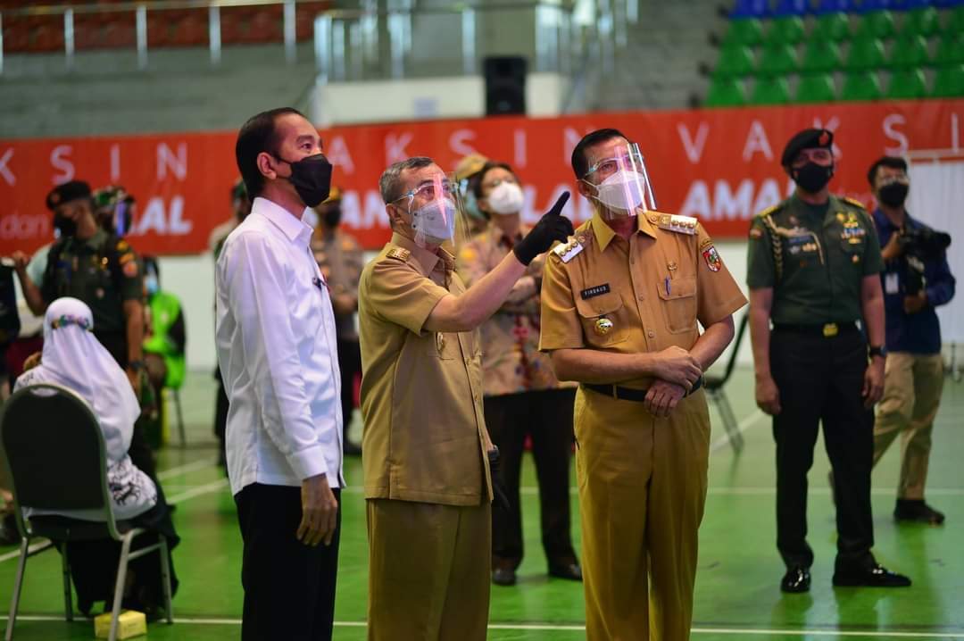 Usai Presiden Jokowi Datang, Ini Target Vaksinasi di Riau