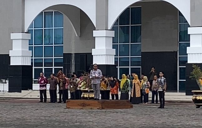 Apel Perdana Tahun 2025, Kinerja hingga Adab ASN Jadi Atensi Pj Walikota Pekanbaru