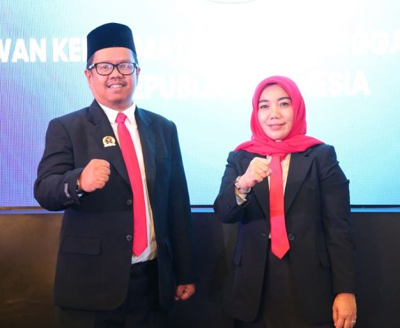 Alnofrizal dan Patminah Dilantik sebagai Tim Pemeriksa Daerah Wilayah Riau