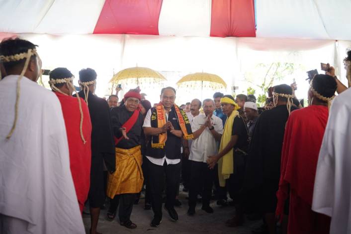 Di Hadapan Menkominfo, Gubernur Keluhkan masih Ada Daerah di Riau Blank Spot
