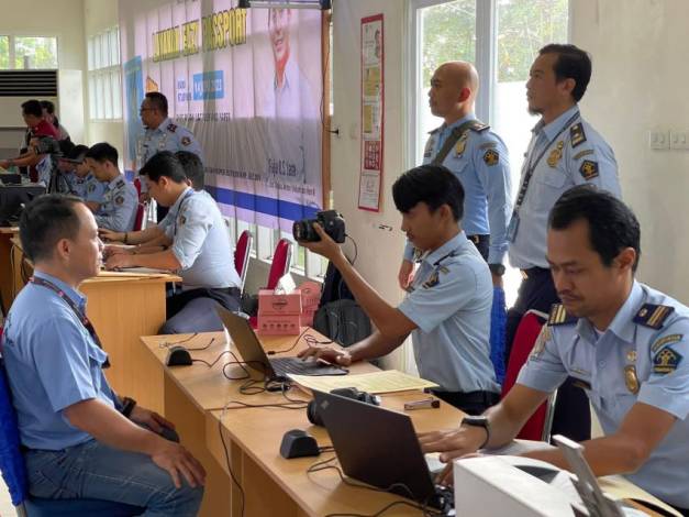 Kemenkumham Riau Adakan Layanan Eazy Passport di Tualang Siak