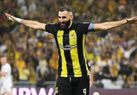 Karim Benzema dan N'Golo Kante Bawa Al Ittihad Hajar Auckland City 3-0