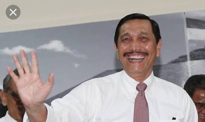 Selesai Bagikan Prona di Pekanbaru, Menteri Luhut akan ke Siak dan Pelalawan