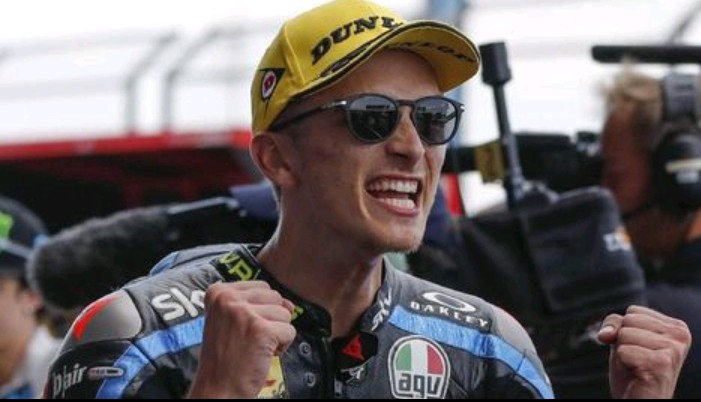 Rossi Promosikan Adik ke MotoGP