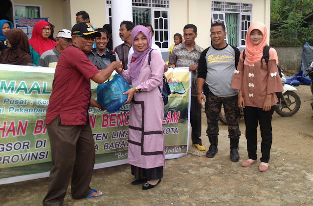 BMT Marwah dan Dosen Ekonomi Syariah STAI Diniyah Pekanbaru Salurkan Bantuan Korban Banjir dan Longsor
