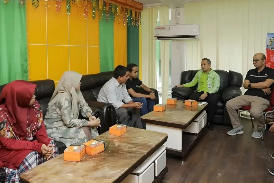 Institut Teknologi Bisnis Riau Lakukan Kunjungan ke DPMPTSP Pekanbaru