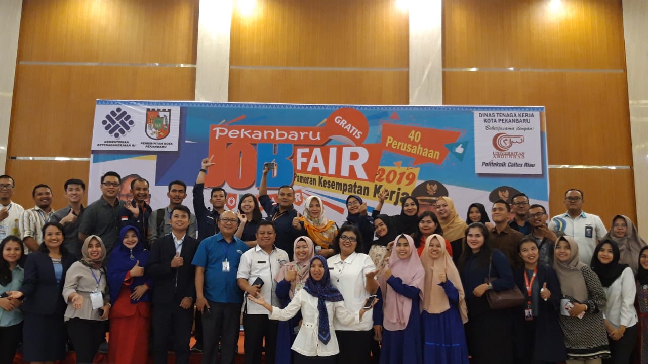 1.190 Pelamar Ramaikan Pekanbaru Job Fair 2019