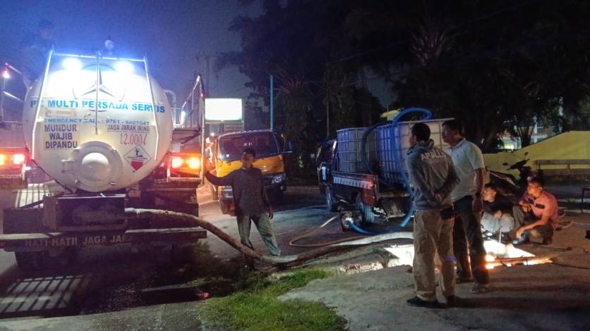 PUPR Riau Ungkap Penyebab Banjir di Simpang Pasar Pagi Arengka