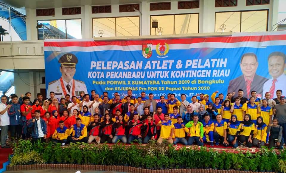 Walikota Lepas 55 Atlet dan 19 Pelatih Pekanbaru Bela Riau di Porwil 2019 Bengkulu