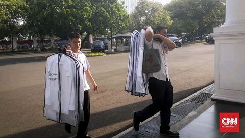 Jelang Pengumuman Menteri Kemeja Putih Di Bawa Ke Istana