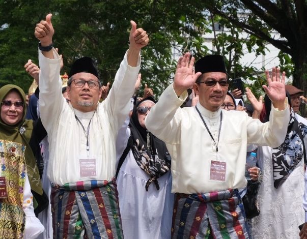 Pasangan Masrul Kasmy - Fauzi Hasan Resmi Mendaftar ke KPU