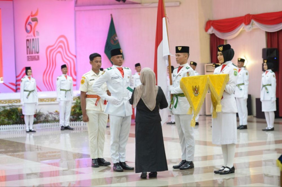 Pemprov Kukuhkan 36 Anggota Paskibraka Tahun 2024