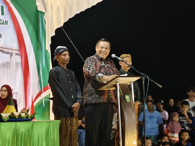 PJ Gubri Janji Perbaiki Jalan Pertiwi di Siak