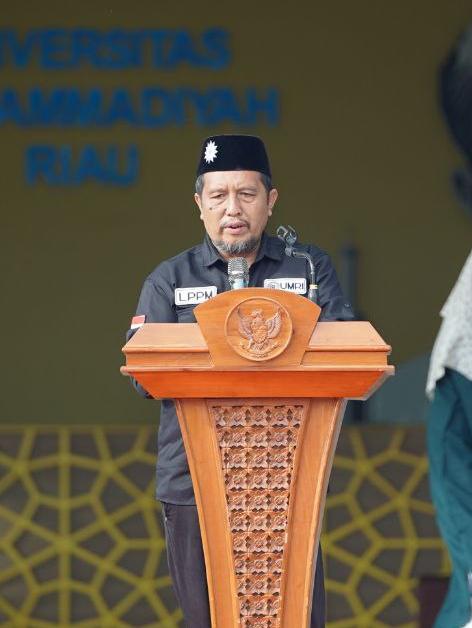 Rektor: Dalam Sejarah UMRI, Ini KKN Pertama yang Langsung Dilepas Gubri