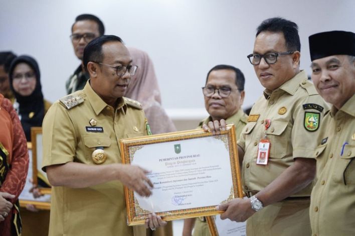 Diskominfotik Riau Raih Peringkat 2 Pengawasan Kearsipan Internal Kategori OPD