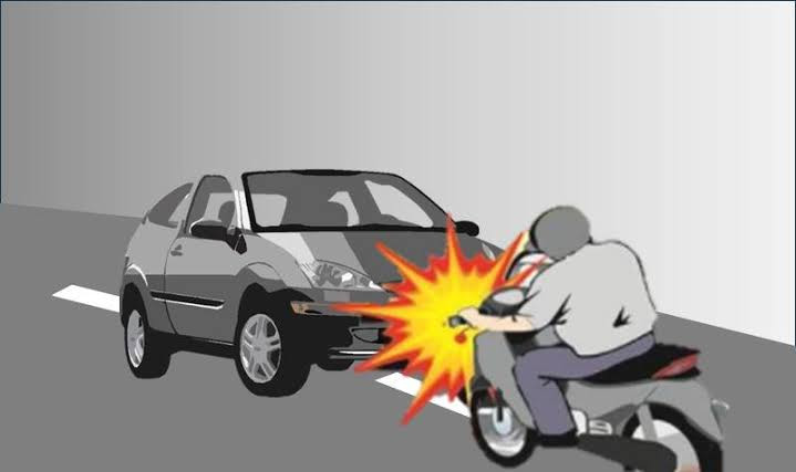 Tabrakan Minibus Vs Motor di Okura, Satu Orang Terkapar