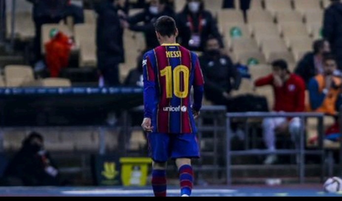 Tiga Calon Pewaris Nomor  10 Usai Kepergian Messi dari Barcelona  