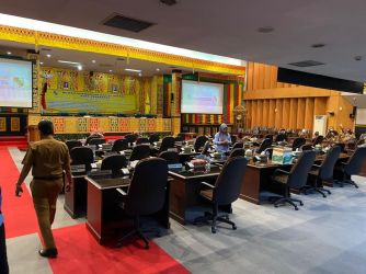 Paripurna Pemberhentian Walikota dan Wawako Hanya Diikuti 9 Anggota DPRD Pekanbaru