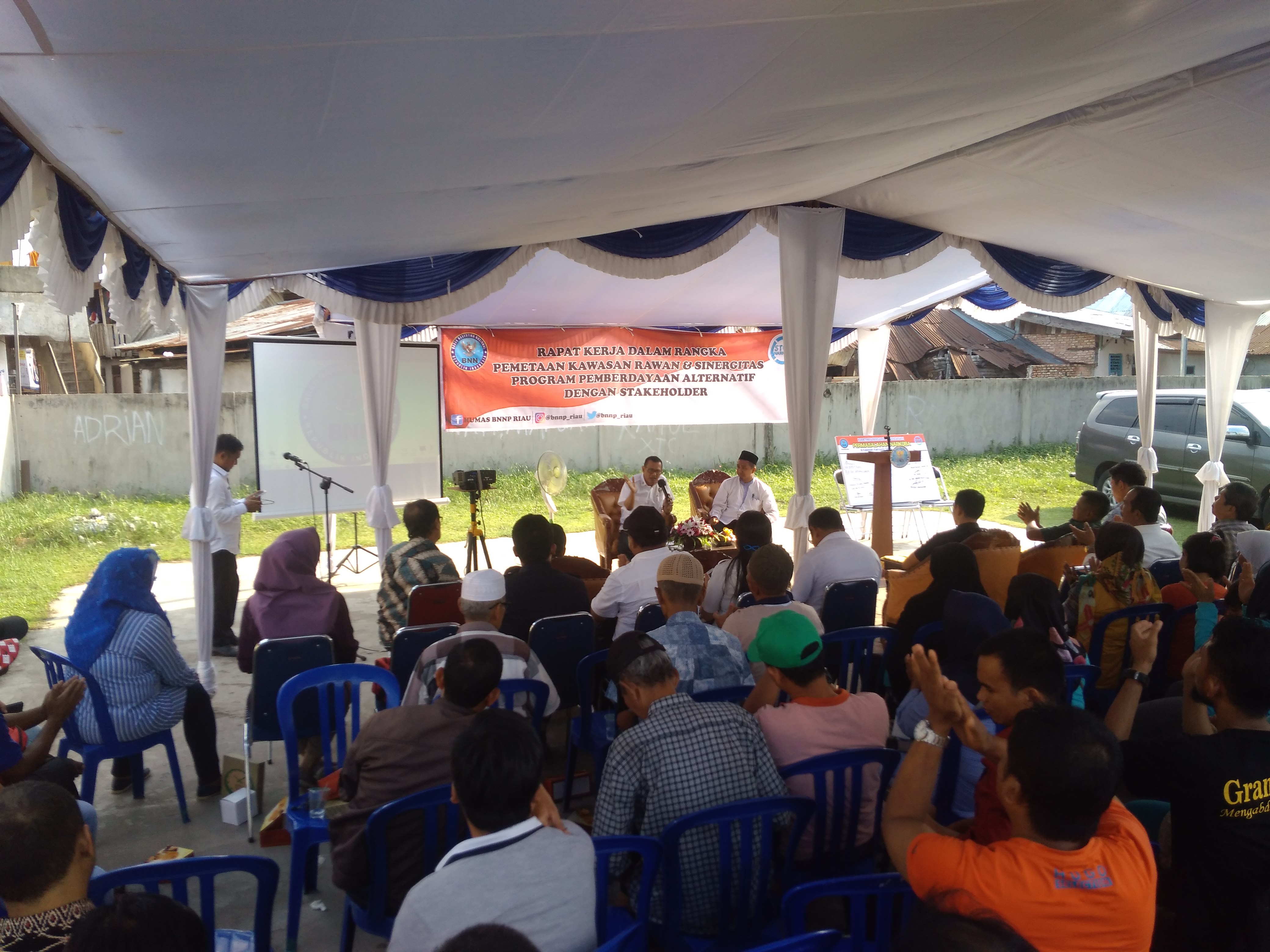 BNN Riau Bahas Bahaya Narkoba di Kampung Dalam
