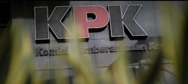 KPK Gandeng PPATK Usut Aliran Uang Bansos Corona 