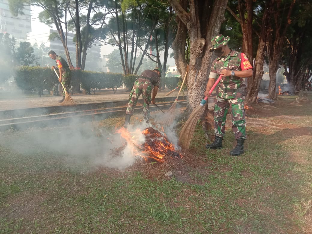 Sempena HUT Persit KCK, Babinsa Gelar Goro di TMP Kusuma Dharma