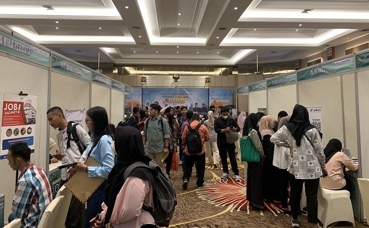 Ratusan Pelamar Meramaikan Pekanbaru Job Fair 2024