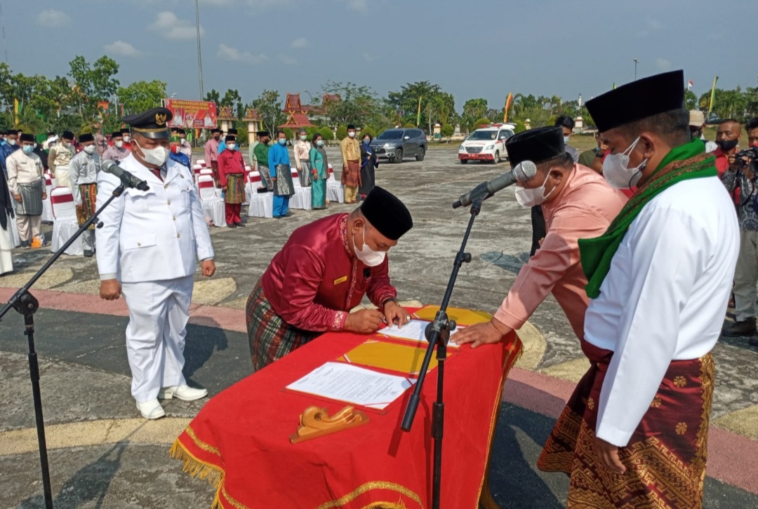 Bupati Zukri Lantik 183 Pejabat Dilingkup Pemda Pelalawan
