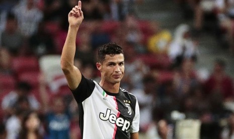 Penalti Ronaldo Bawa Juventus Kalahkan Verona
