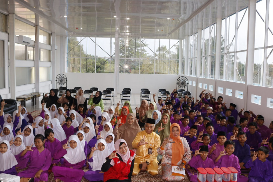 Kegiatan Cerah Ceria Ramadan di Perpustakaan Tenas Effendy Disambut Antusias Peserta