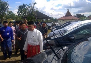 Baru 197 Unit Mobil Dinas Pemprov Riau Dikembalikan ke OPD, 385 Unit Masih 'Ditahan'