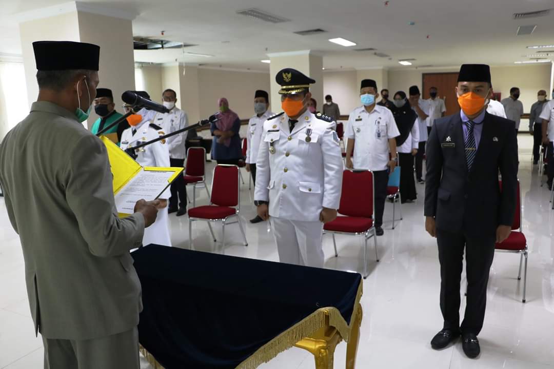 Abdul Barri Jadi Camat Tampan, Rahma Ningsih ke Sukajadi