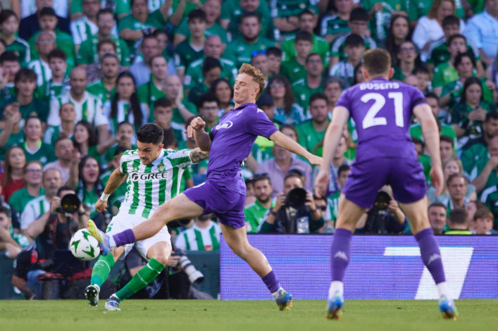 Hasil Real Betis vs Fiorentina 2-1: Antony Sumbang Gol Kemenangan