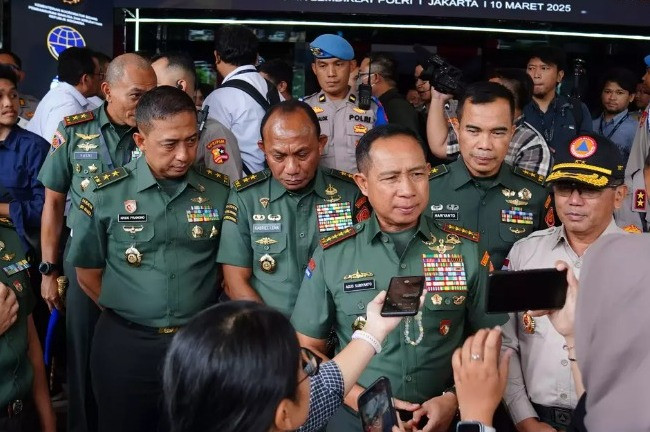 Panglima: TNI Menduduki Jabatan Sipil Harus Mundur atau Pensiun Dini