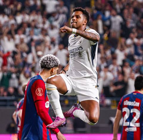 Cukur Barcelona 4-1, Real Madrid Juara Supercopa