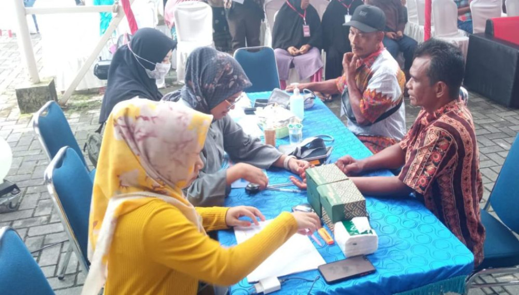 Kemensos RI Gelar Operasi Katarak Gratis di Riau