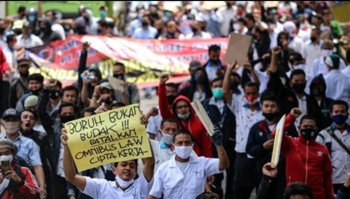 Pasal Pendidikan di UU Ciptaker yang Membingungkan
