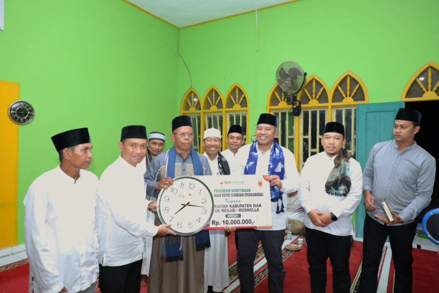 Bupati dan Wakil Bupati Siak Tutup Safari Ramadhan 1444 H di Kampung Lubuk Umbut  Sungai Mandau