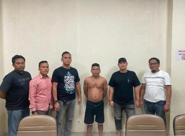 Aksi Pria Ancam Pengendara dengan Pisau Viral, Pelaku Ditangkap Resmob Polda Riau