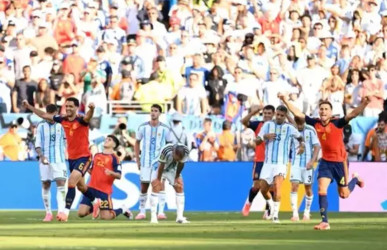 Kontroversi Final Piala Dunia: Kartu Merah Enzo hingga VAR
